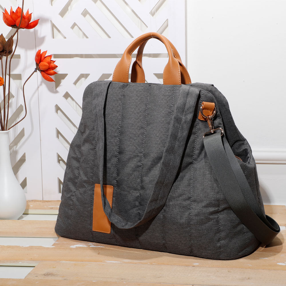 Pet Carrier Lightweight Waterproof Portable Fashion Handbag